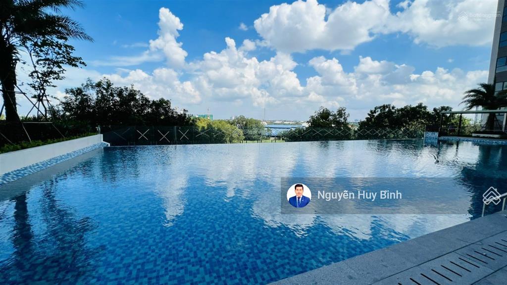 Chính chủ gửi bán gấp căn góc opal skyline 2pn mặt tiền nguyễn văn tiết, giá 2.28 tỷ, 68.37m2