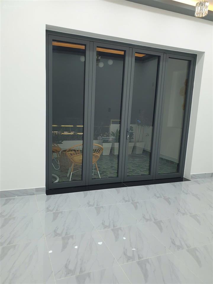 Nhà 1 trệt 1 lầu mặt tiền trần văn mười 5x32m, gần chợ chữ s xã xuân thới đông cũ