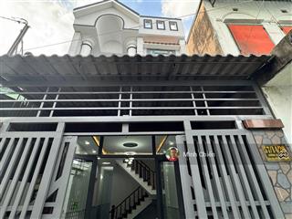 Nhà 1 trệt 1 lầu 4x16m, hẻm tô ký vào 239m, gần chợ ngã 3 bầu xã trung chánh