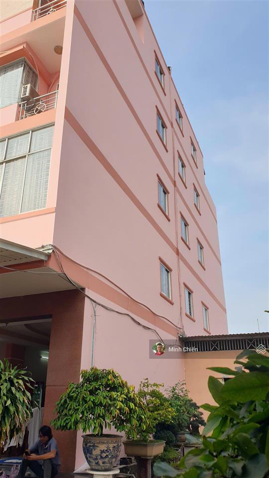 Nhà 4 lầu 5x30m, có 15 phòng, mặt tiền đường võ thị hồi gần ngã tư trần văn mười xã xuân thới đông