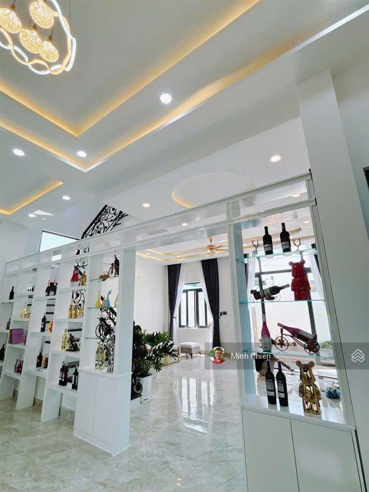 Nhà biệt thự 1 trệt 1 lầu 10x16m, hẻm nhựa 8m, gần dương công khi, ub xã tân hiệp cũ