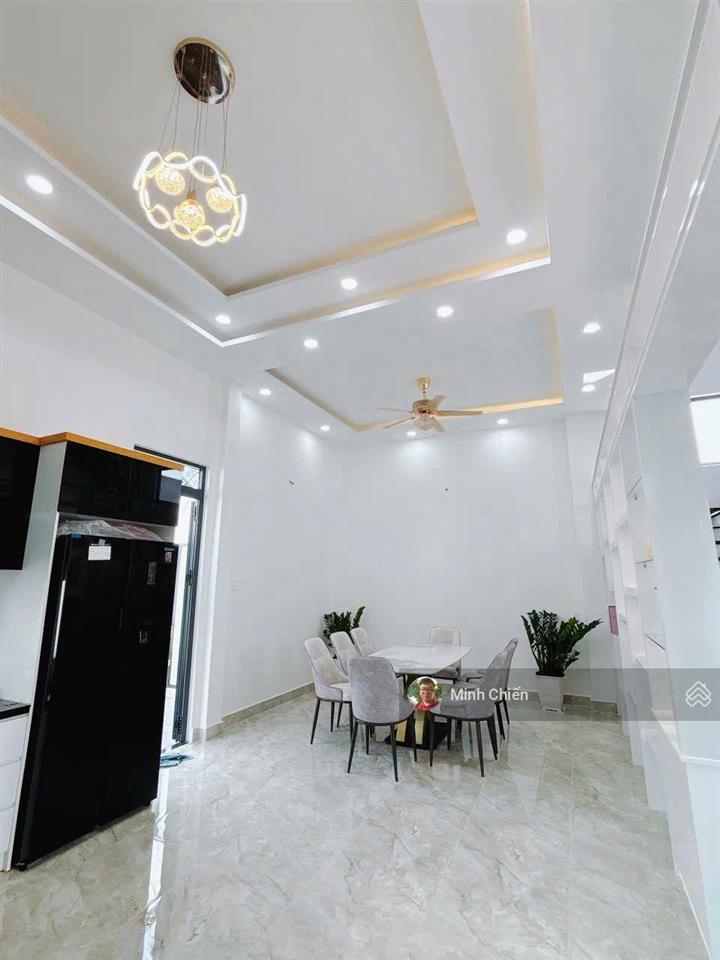 Nhà biệt thự 1 trệt 1 lầu 10x16m, hẻm nhựa 8m, gần dương công khi, ub xã tân hiệp cũ