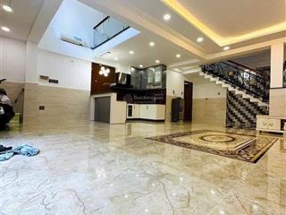 Bán nhà mt võ thị sáu ngay cv lê văn tám ngang 5.2 x 16m 5 tầng hdt 70tr/th, giá 30.5 tỷ tl.