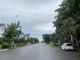 Chuyển nhượng lô góc 250m2 dự án anh dũng 7  dương kinh .