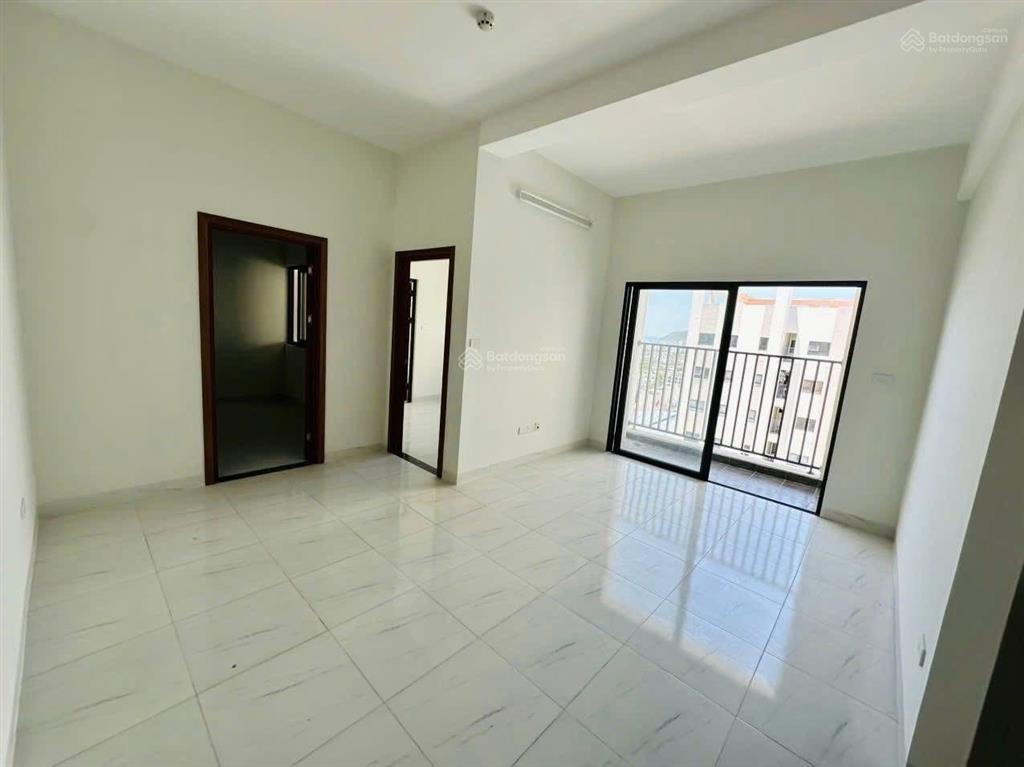 Bán căn hộ ssh08 hà quang 1, nha trang dt 65m2 gồm 2pn, 2wc, ban công, logia ban công rộng