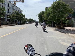 Chị gái em cần bán lô đất khu 31ha trâu quỳ, gia lâm, 136m2, mt 5m, đường rộng, tiện ích đầy đủ