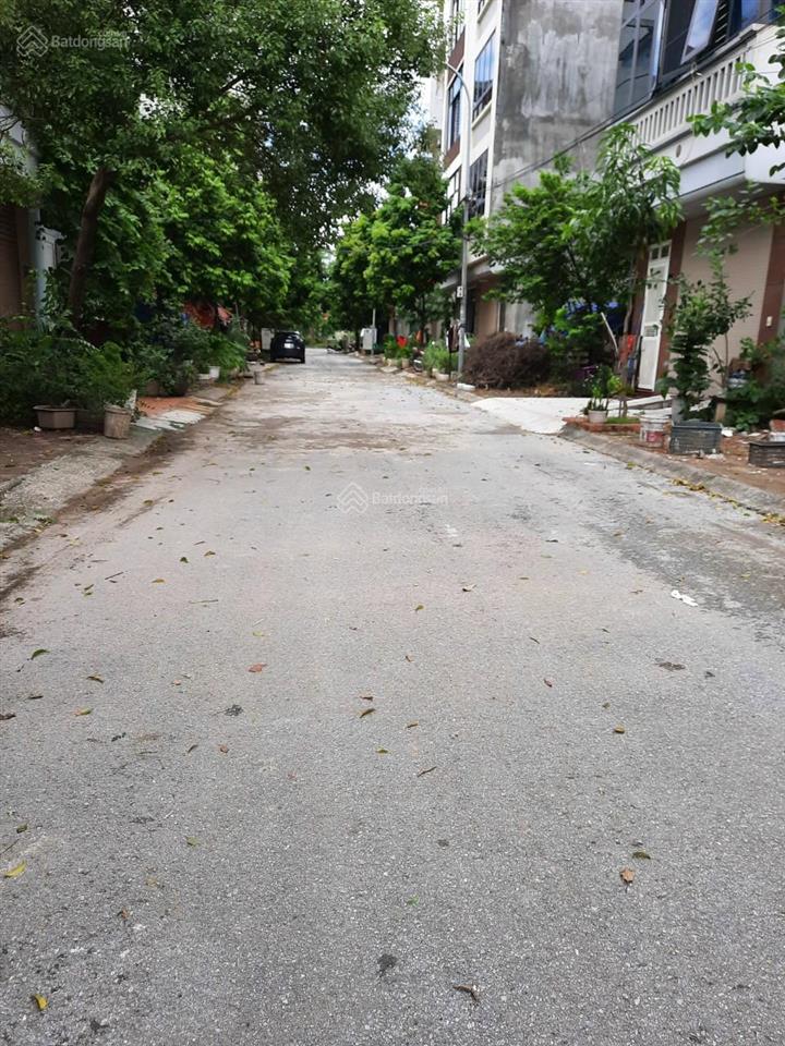 Bán đất hai mặt tiền, đường đều rộng 11.5m. dãy no02 khu 16,17,18. hàng đẹp, ngay trục đường an phú