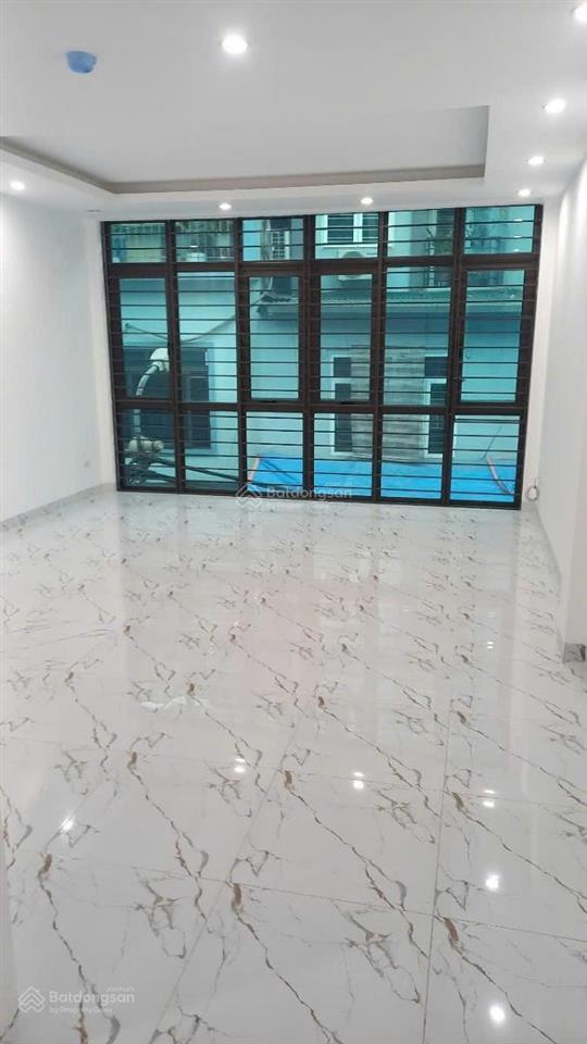 Bán gấp nhà ngõ 168 kim giang 5 tầng thang máy, oto tránh dt52m  mt4.5m giá 14.5 tỷ.  0912 002 ***