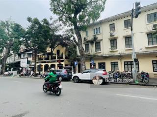 Bán nhà mặt phố thợ nhuộm, dt 500m2 x mặt tiền 15m, lô góc, building. quận hoàn kiếm. giá 300tỷ