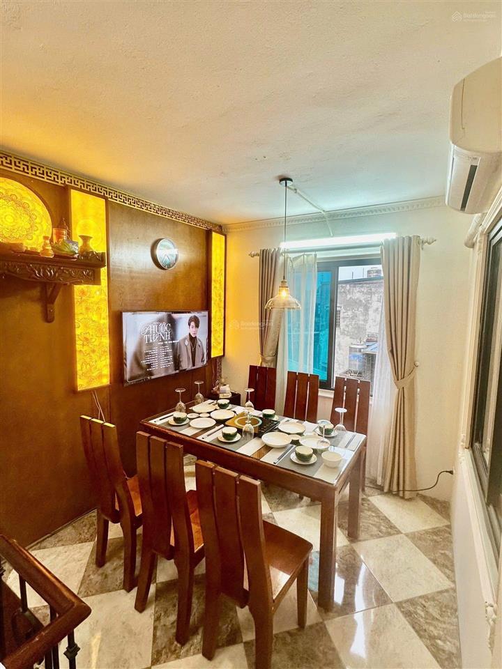 Bán toà nhà 8 tầng ngõ 58 đào tấn, dt 100m2 x mt 6.3m x 26ph khép kín. quận ba đình. giá 31.5 tỷ