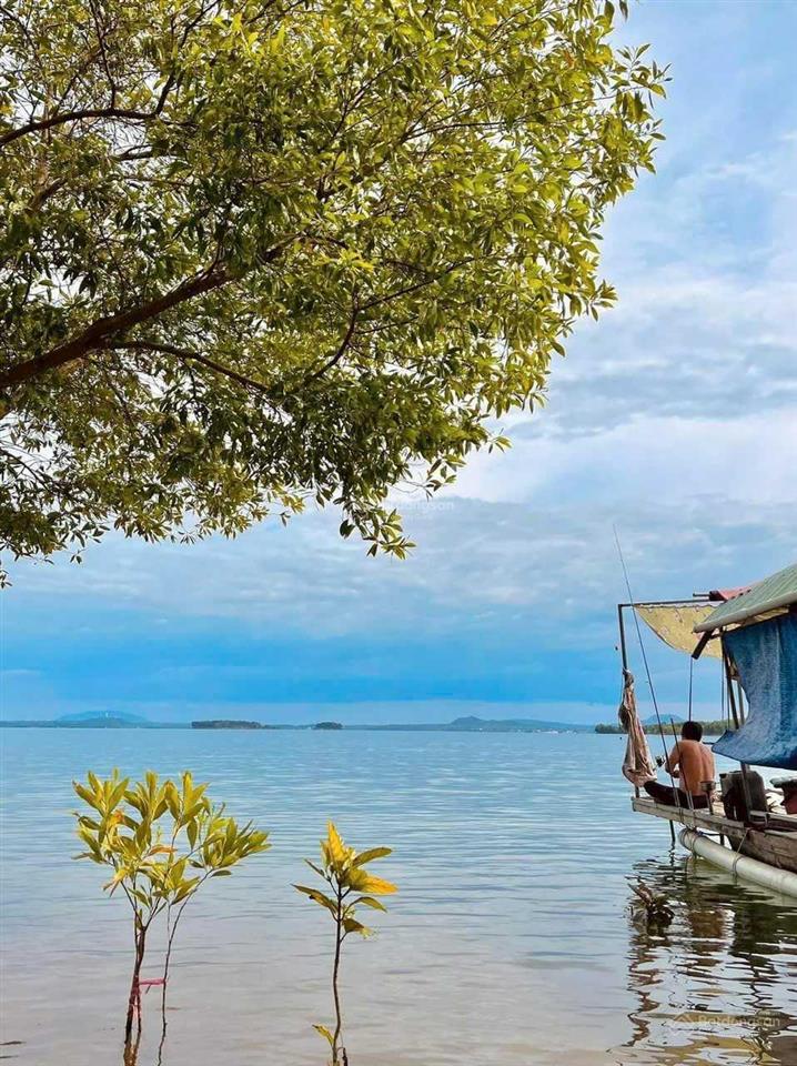 Bán 2600m2 đất vườn view hồ trị an, núi gia lào. đường 6m, cách ql20 chỉ 800m. giá 650tr/1000m2