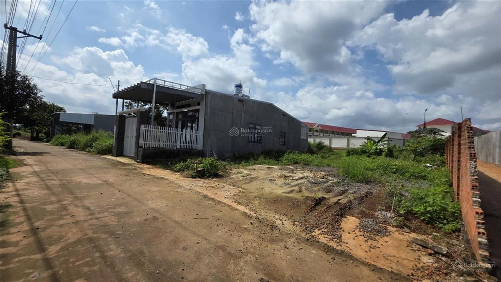 161m2 đất tc mặt tiền đường nhựa, kế bên trường học, gần ngã tư dầu giây, thuận tiện kinh doanh