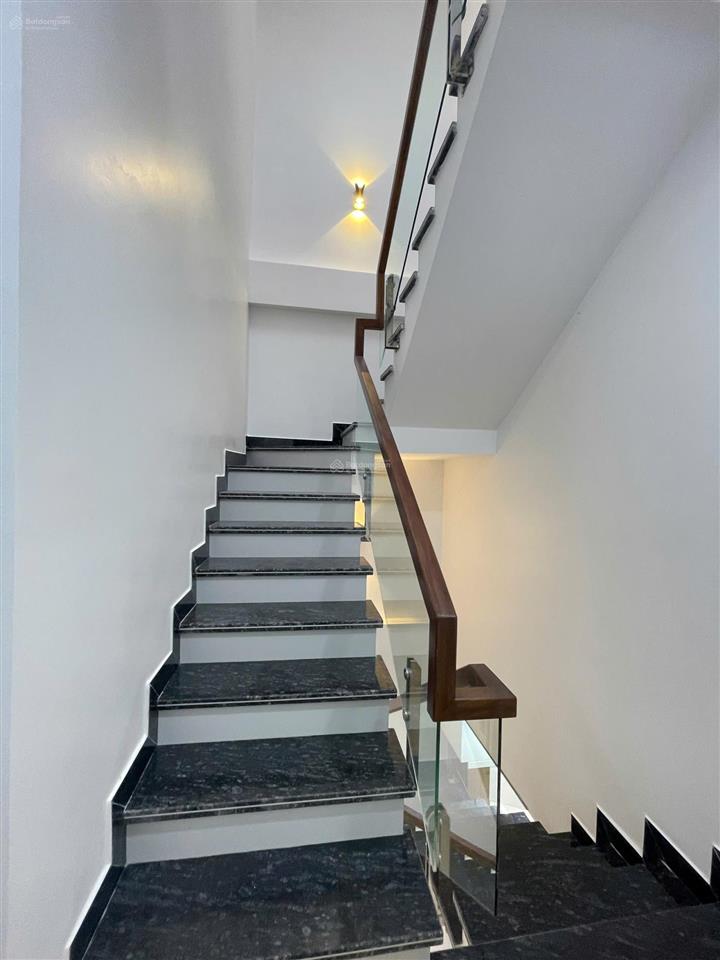 Mở bán dãy 5 căn 3 tầng gần cây xăng việt hùng, an dương 1