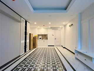 Cho thuê studio 40m2 mới 100% gần q1 sát bến nhà rồng