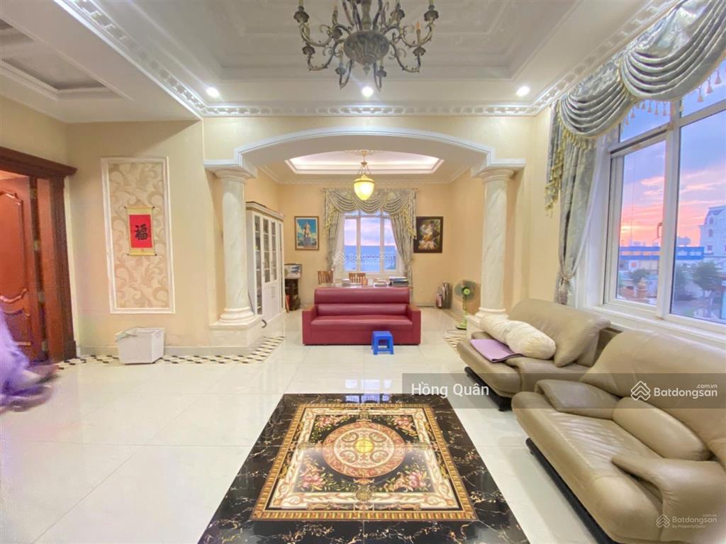Cho thuê biệt thự thạnh mỹ lợi view sông sg. dt 15x20m hầm trệt  3 lầu  7 phòng.  0901 380 ***