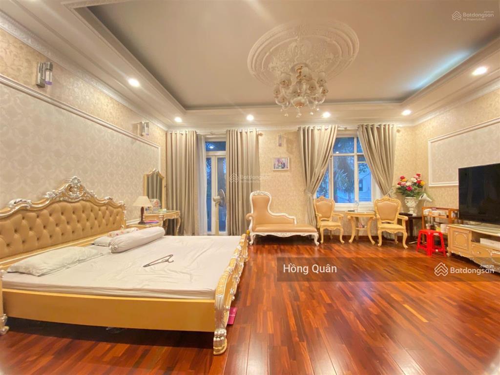Cho thuê biệt thự thạnh mỹ lợi view sông sg. dt 15x20m hầm trệt  3 lầu  7 phòng.  0901 380 ***