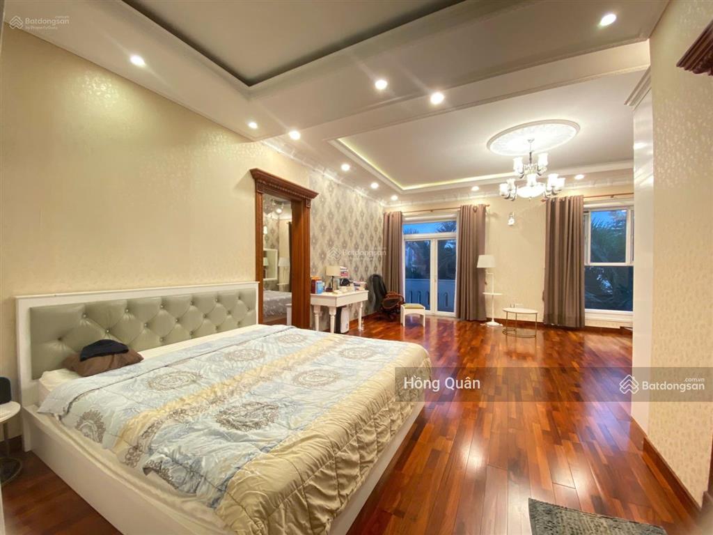 Cho thuê biệt thự thạnh mỹ lợi view sông sg. dt 15x20m hầm trệt  3 lầu  7 phòng.  0901 380 ***
