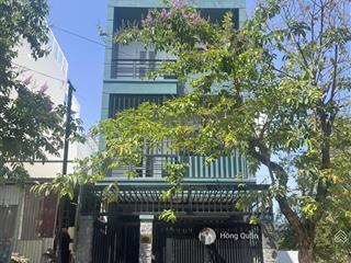 Bán nhà mặt phố đường trương văn bang, dt 5x20m, trệt  3 tầng.  quân 0901 380 ***