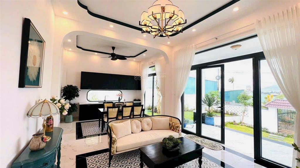 Chủ kẹt tiền cần bán căn biệt thự 569m2, cách ql20 chỉ 5p di chuyển, có đầy đủ nội thất