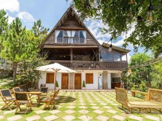 Chính chủ cần bán nhanh căn homestay và đất 1.700m2 có sổ, có đủ nội thất, view đẹp đang kinh doanh