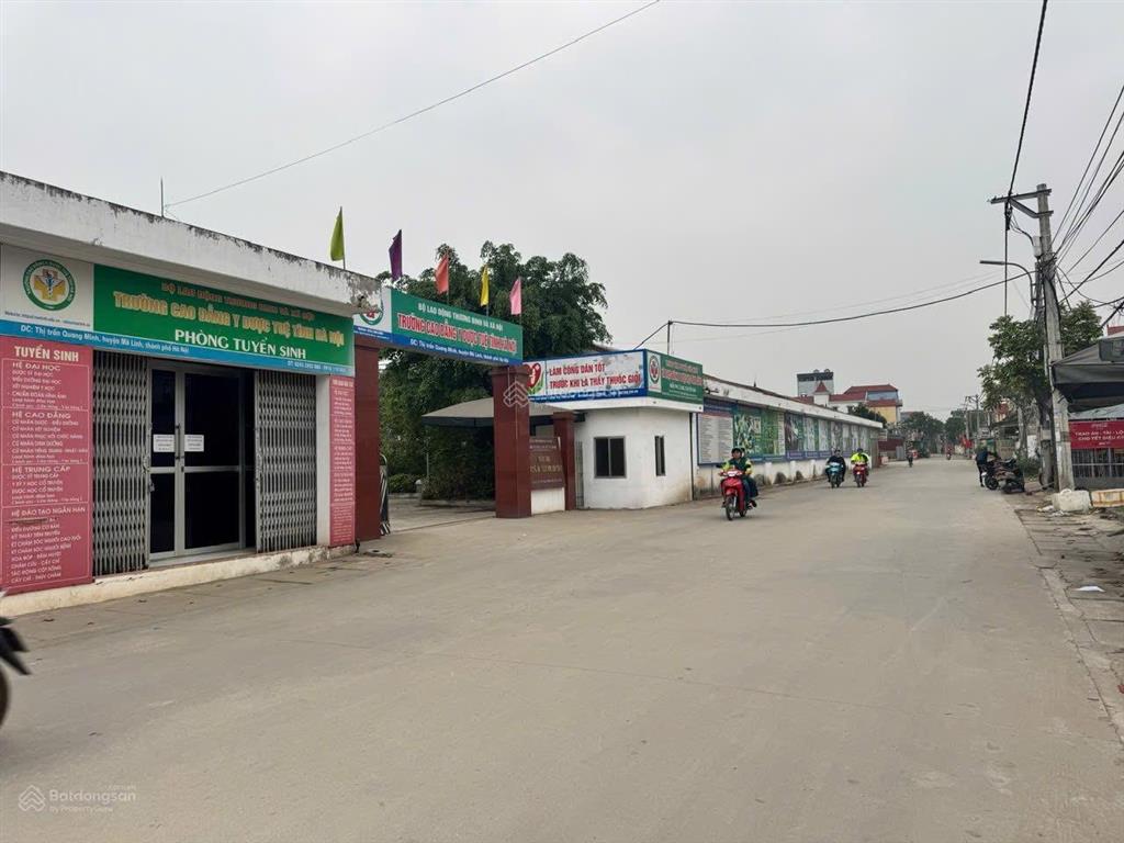 ( siêu hiếm )chỉ hơn 2 tỷ đất kinh doanh trục chính thị trấn quang minh , mê linh , hn