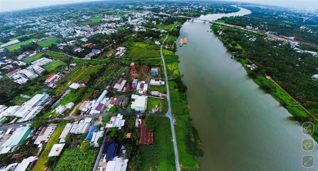 Mặt tiền sông sài gòn 167m2 gần cầu rạch tra bình mỹ củ chi. ngang 10 x 17m = 167m2
