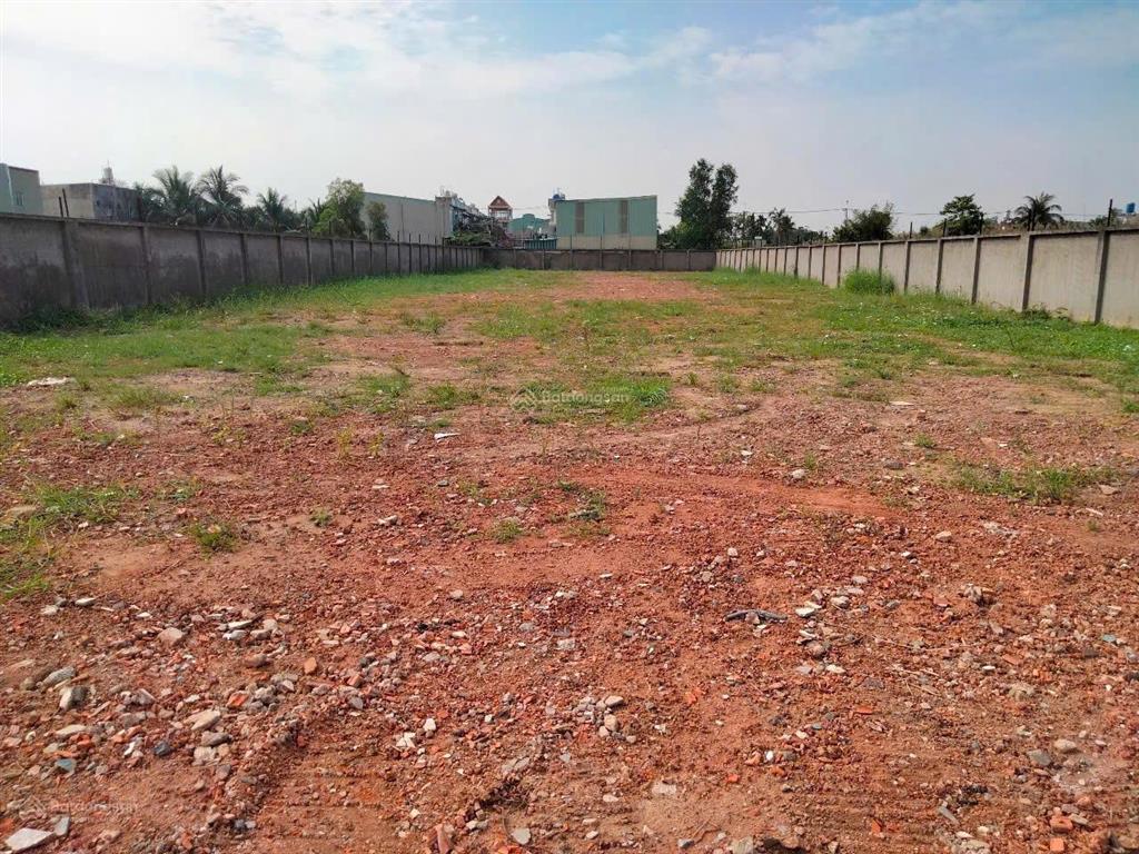 Cần bán gấp đất 2272m2 đã san lấp mặt tiền đường 167. vị trí cực vip gần trường học và khu dân cư