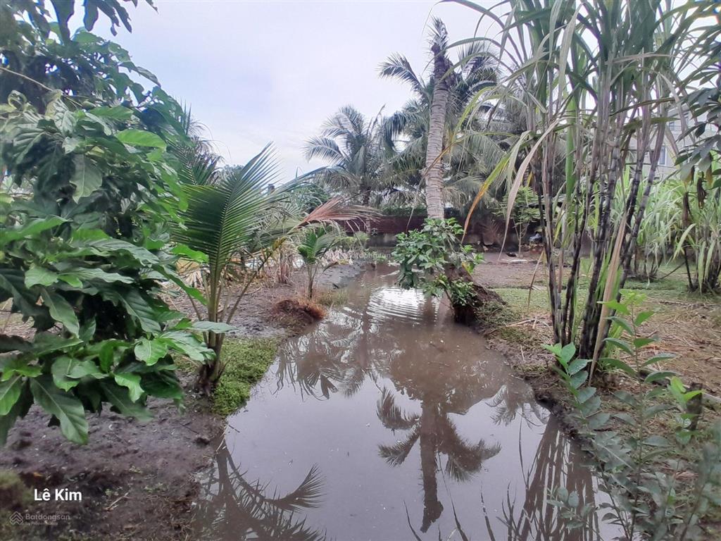 Chuyển nhượng lô đất siêu đẹp 3 mặt tiền 6400m2 thích hợp phân lô hoặc làm xưởng gần cầu rạch tra