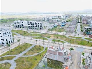 Flc luôn là điểm sáng cho nhà đầu tư. em hướng trực 24/7 tại dự án hỗ trợ nđt.  0987 257 ***