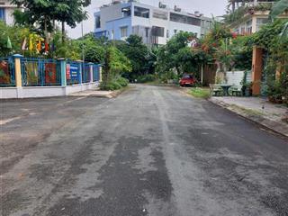 Bán đất mặt tiền đường phạm công trứ. phường thạnh mỹ lợi. quận 2. dt 6 x26m (156m2) giá 100 tr/m2.