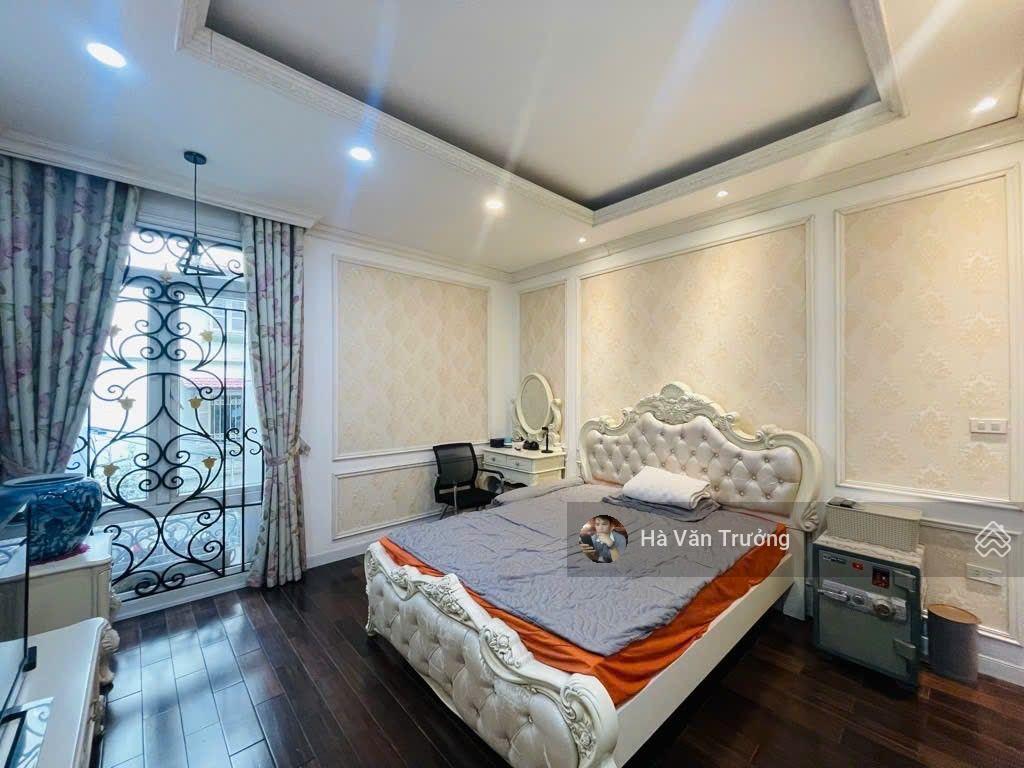 Anh mình cần bán nhà thái hà, 60m2 chỉ 1x tỷ, ô tô đỗ cửa