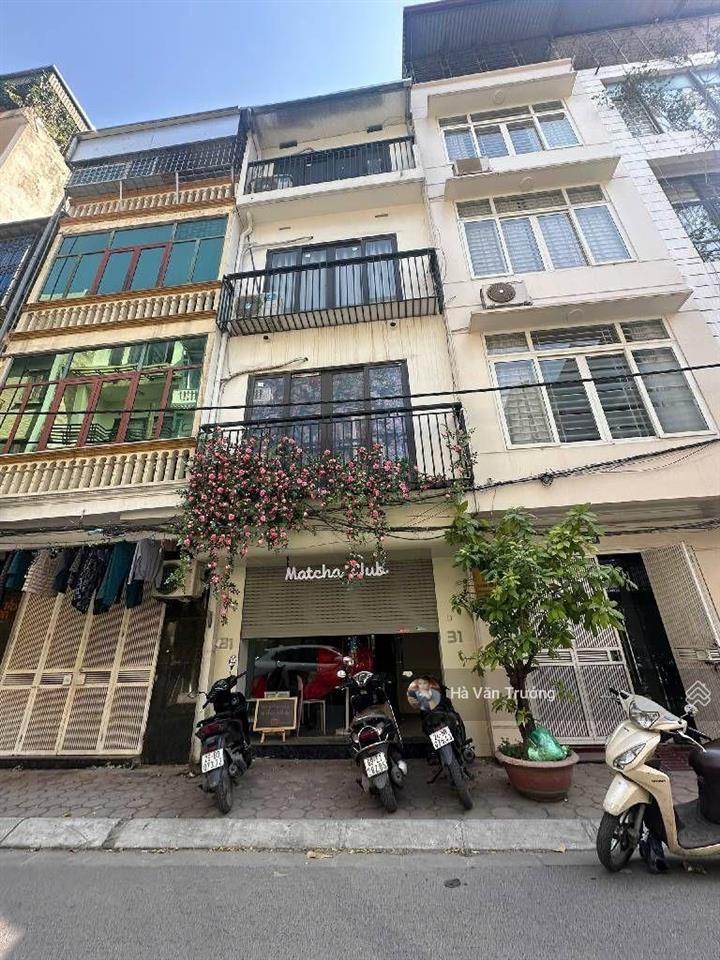 Chính chủ cần bán nhà phố hoàng cầu đống đa, 2 ô tô vào nhà giá chỉ 46 tỷ