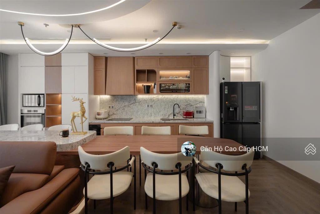 Cho thuê gấp căn hộ 3pn vinhomes ba son, view trực diện sông, nội thất hiện đại.  0932 106 ***