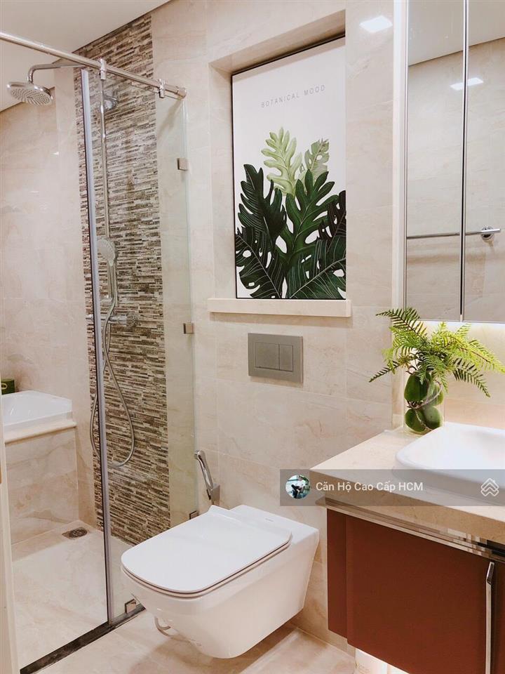 Cho thuê căn hộ 2pn vinhomes golden river nội thất đẹp, view landmark 81.  0932 106 ***