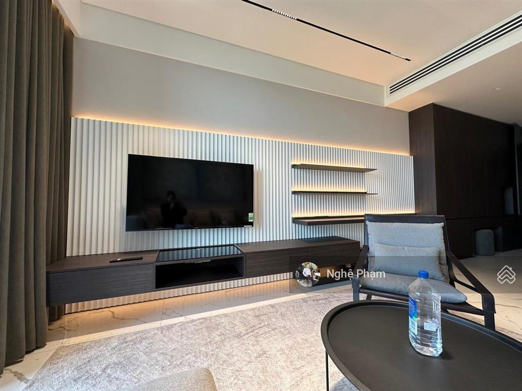 Đang trống sẵn cần cho thuê ch 2pn empire city full nội thất đẹp view sông. vào ở ngay. 0932 106 ***