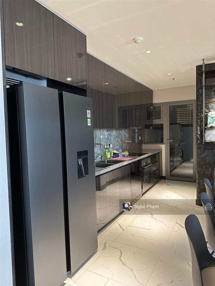 Đang trống sẵn cần cho thuê ch 2pn empire city full nội thất đẹp view sông. vào ở ngay. 0932 106 ***