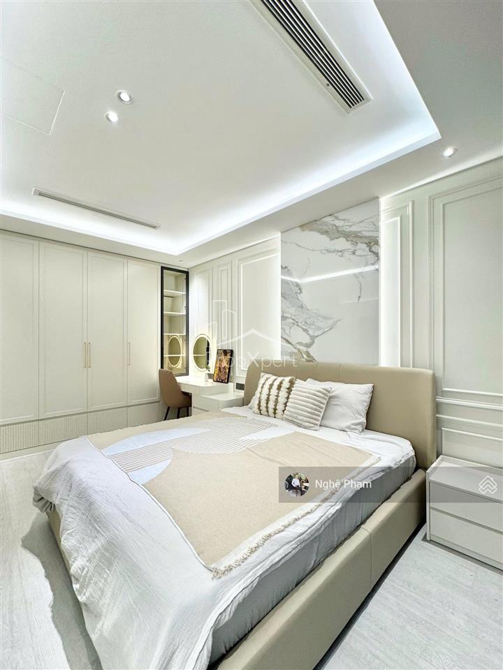 Đang trống sẵn căn 2pn vinhomes ba son. nội thất đẹp sang trọng. view thoáng mát.  0932 106 ***