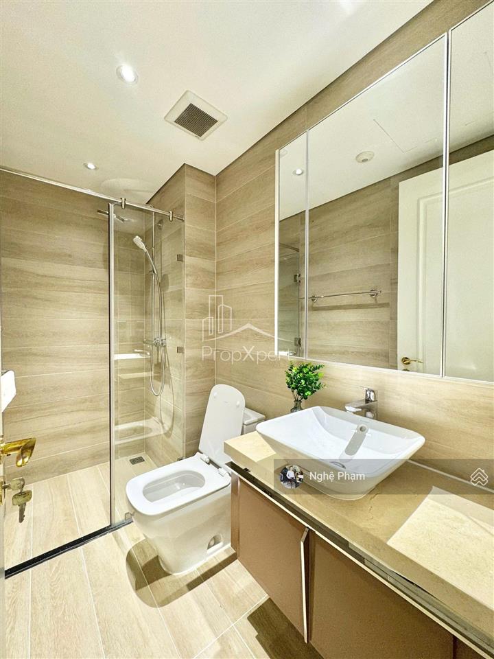 Đang trống sẵn căn 2pn vinhomes ba son. nội thất đẹp sang trọng. view thoáng mát.  0932 106 ***