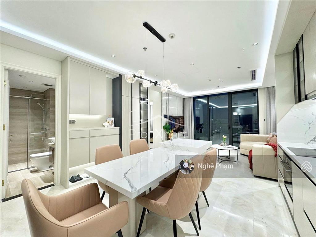 Đang trống sẵn căn 2pn vinhomes ba son. nội thất đẹp sang trọng. view thoáng mát.  0932 106 ***