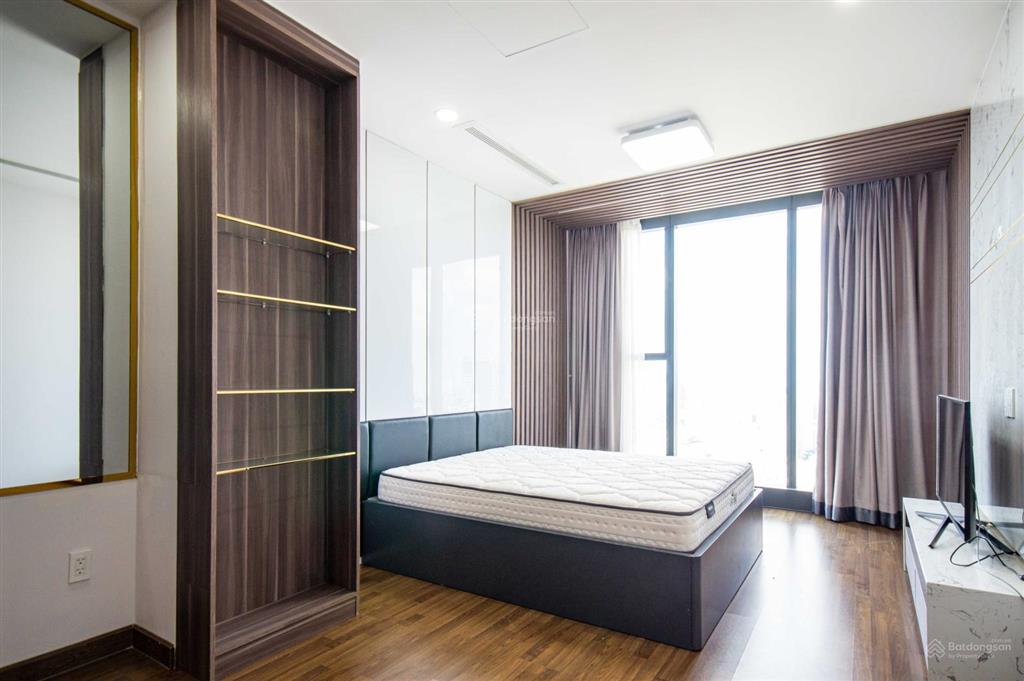 Cho thuê căn hộ 2pn vinhomes golden river nội thất hiện đại, rộng thoáng view landmark 81