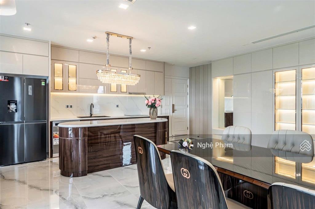 Nhà đẹp giá tốt. cho thuê căn hộ 3pn vinhomes ba son. nhà rộng thoáng mát view sông.  0932 106 ***