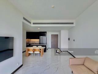 Bán căn hộ 2 phòng ngủ empire city. ban công đông nam, căn góc view sông trực diện. 0932 106 ***