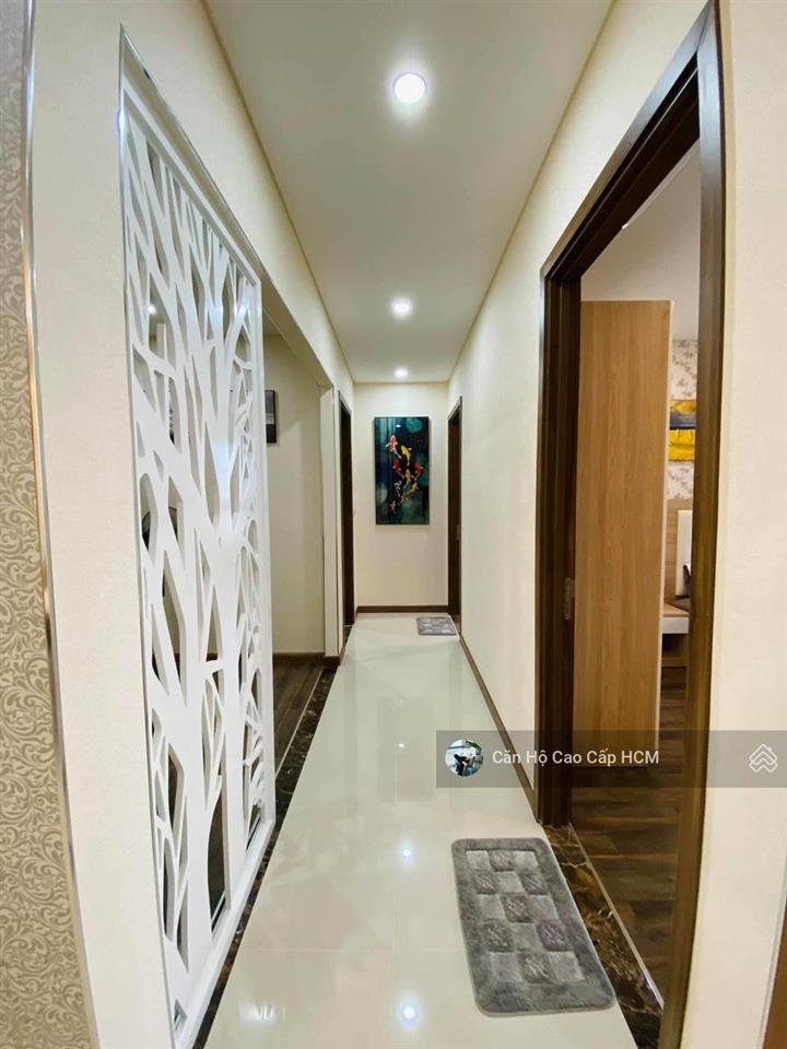 Chủ nhà kẹt tiền bán gấp căn hộ 2pn+1 hà đô centrosa nội thất đẹp, giá tốt. xem nhà ngay 0932 106 ***