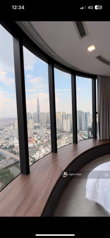 Bán căn hộ 3 phòng ngủ vòng cung vinhomes golden river view landmark 81. hướng nắng sáng, tầng đẹp