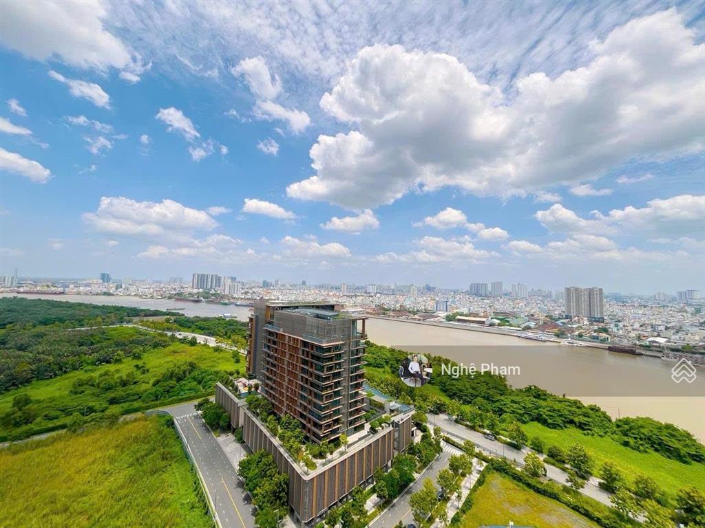 Cần cho thuê căn hộ 2pn tilia  empire city căn góc tầng cao view sông, view pháo hoa. nội thất đẹp