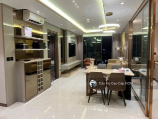 Bán căn hộ 2pn + 1 hà đô centrosa q10. nội thất hiện đại, view thành phố, tầng đẹp.  0932 106 ***