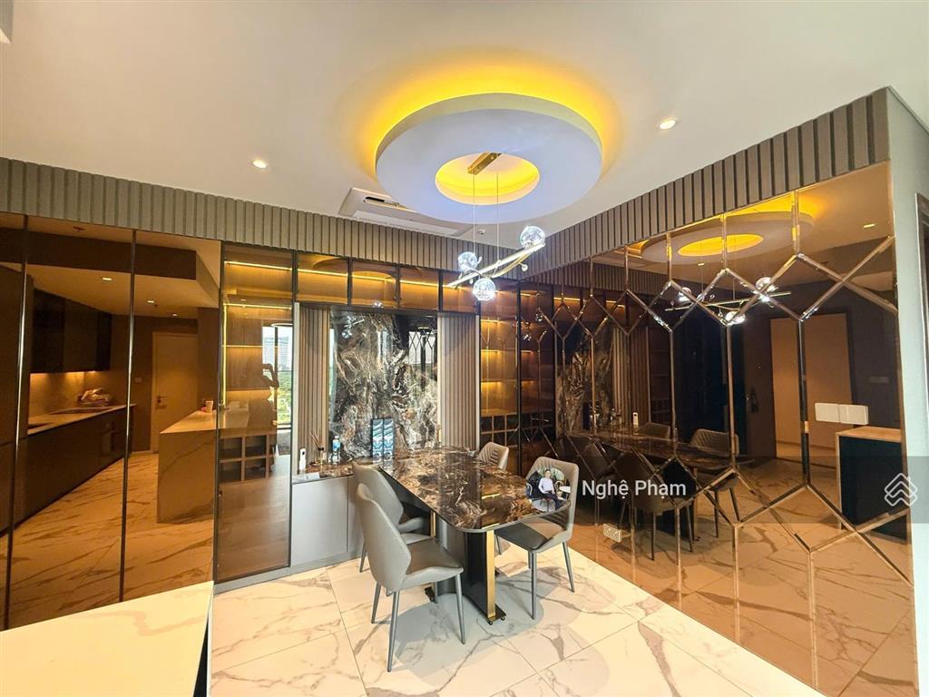 Bán căn hộ 2 phòng ngủ toà crest  metropole thủ thiêm. căn góc tầng cao, view thoáng. 0932 106 ***