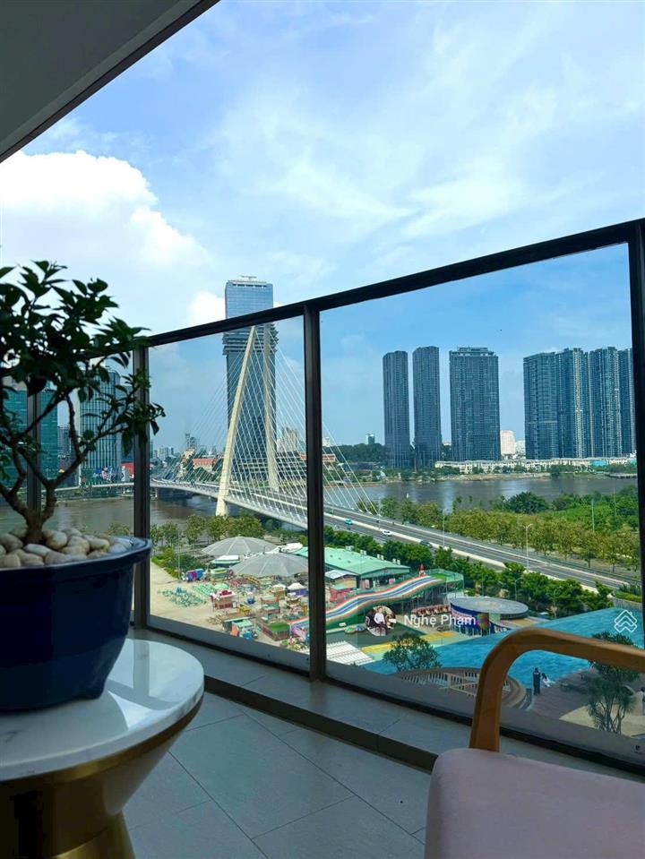 Hàng hiếm cần bán căn hộ 2pn the opera. tầng cao nội thất cao cấp, diện tích rộng, view sông.