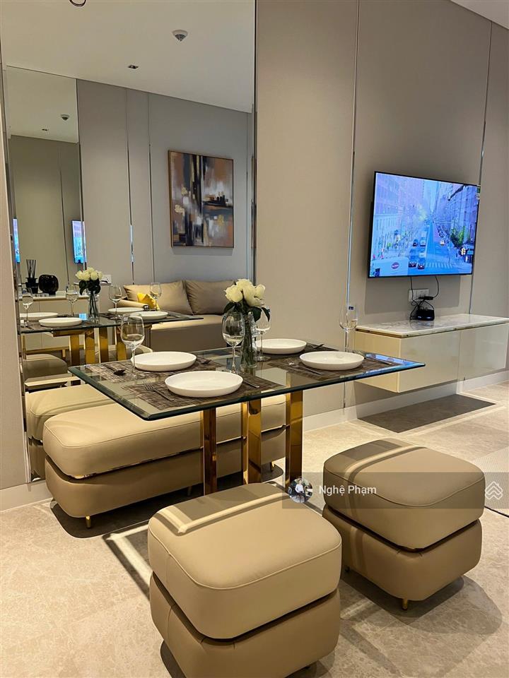 Cần bán căn hộ 2pn the river thủ thiêm, view hồ bơi, nội thất đẹp hiện đại. giá tốt nhất thị trường