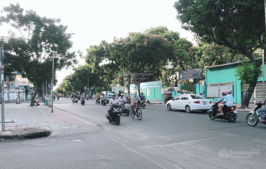 Bán biệt thự, villa, hiếm ngang 8m đường rộng 10m, 150m2,trường sơn, cửu long,hầm 5 tầng, p15, q10